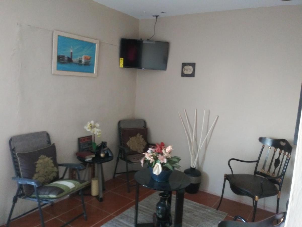 Bon Soleil Stadium Guesthome Miramar Zewnętrze zdjęcie